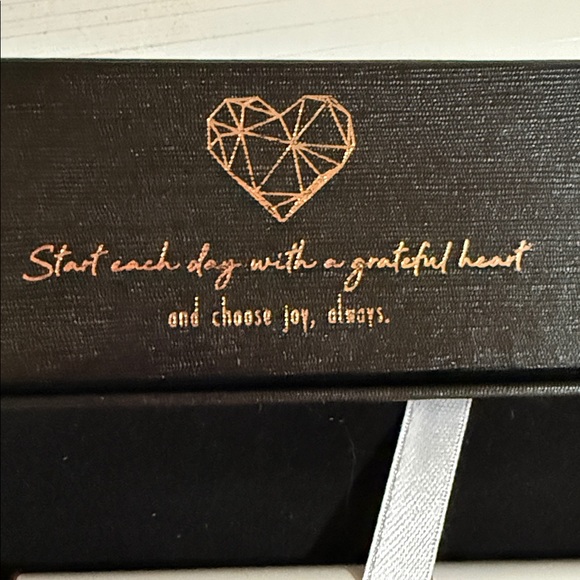 All Is Well Diamond Heart Pen w/ a heart-shaped rose gold topper and branded box - Picture 2 of 4